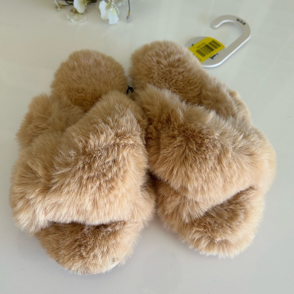 Fluffy Tan Slippers size 7-8
